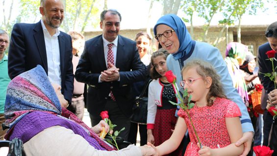 BAKAN ‘DAN ZİYARET