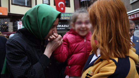 BAKAN KAYA’DAN  ZİYARET