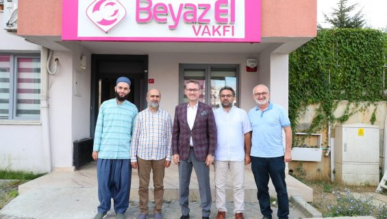 Yasin Kartoğlu vakıf merkezimizi ziyaret etti